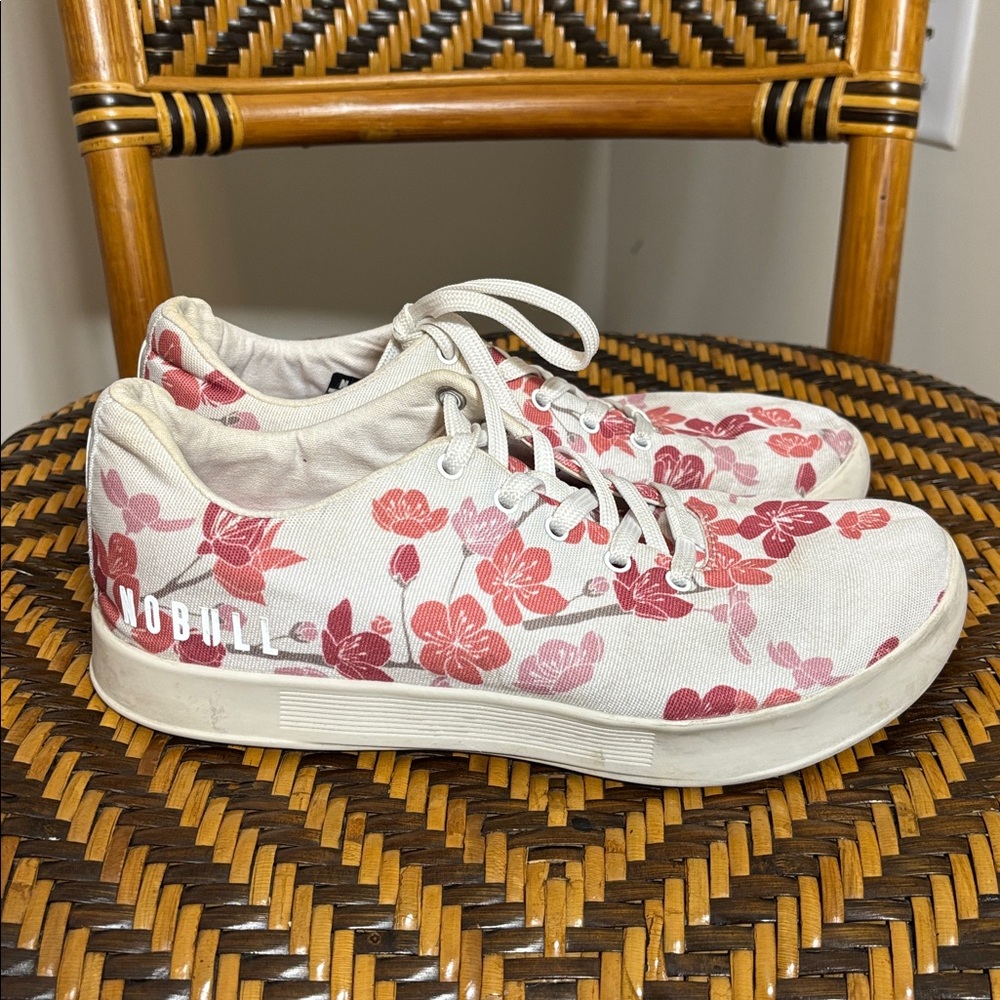 NOBULL Canvas Trainers Cherry Blossom 8.5 - Picture 3 of 8